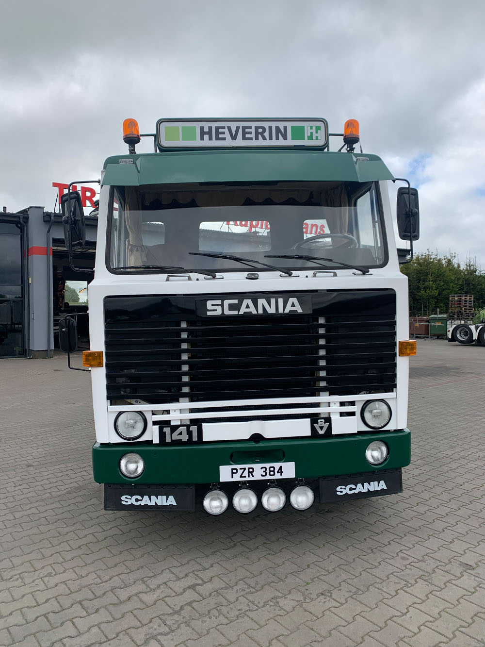 Scania 141 v8