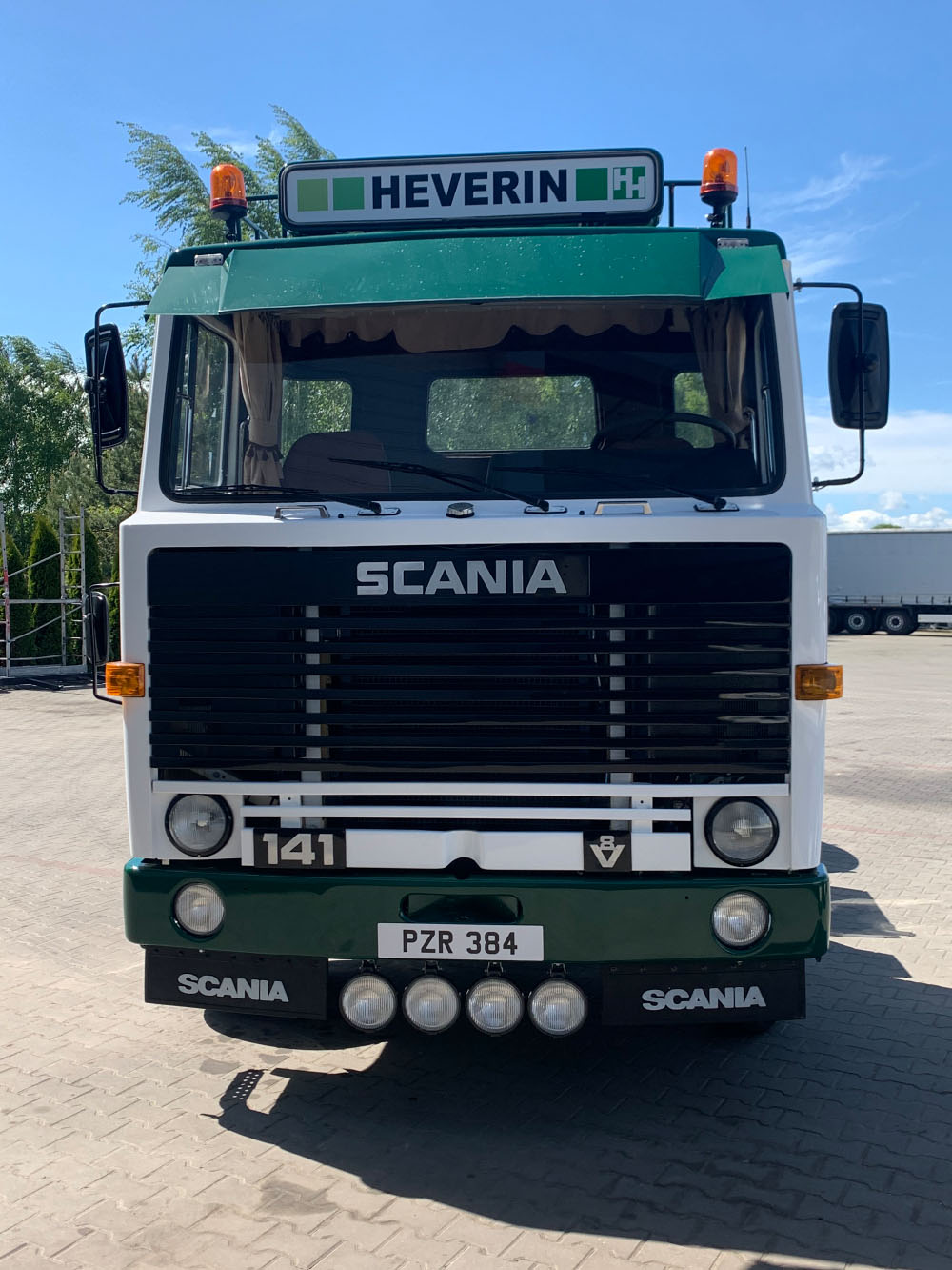 Scania 141 v8