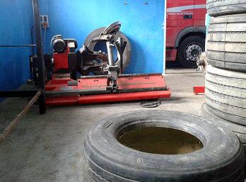 TIR vehicle, truck and car tire services